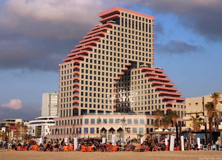Taelet / Tel Aviv Promenade & beach, Israel