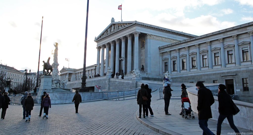 The Parliament's decoration is mostly white marble