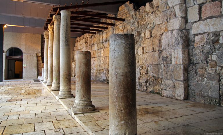 Cardo Street, Jerusalem