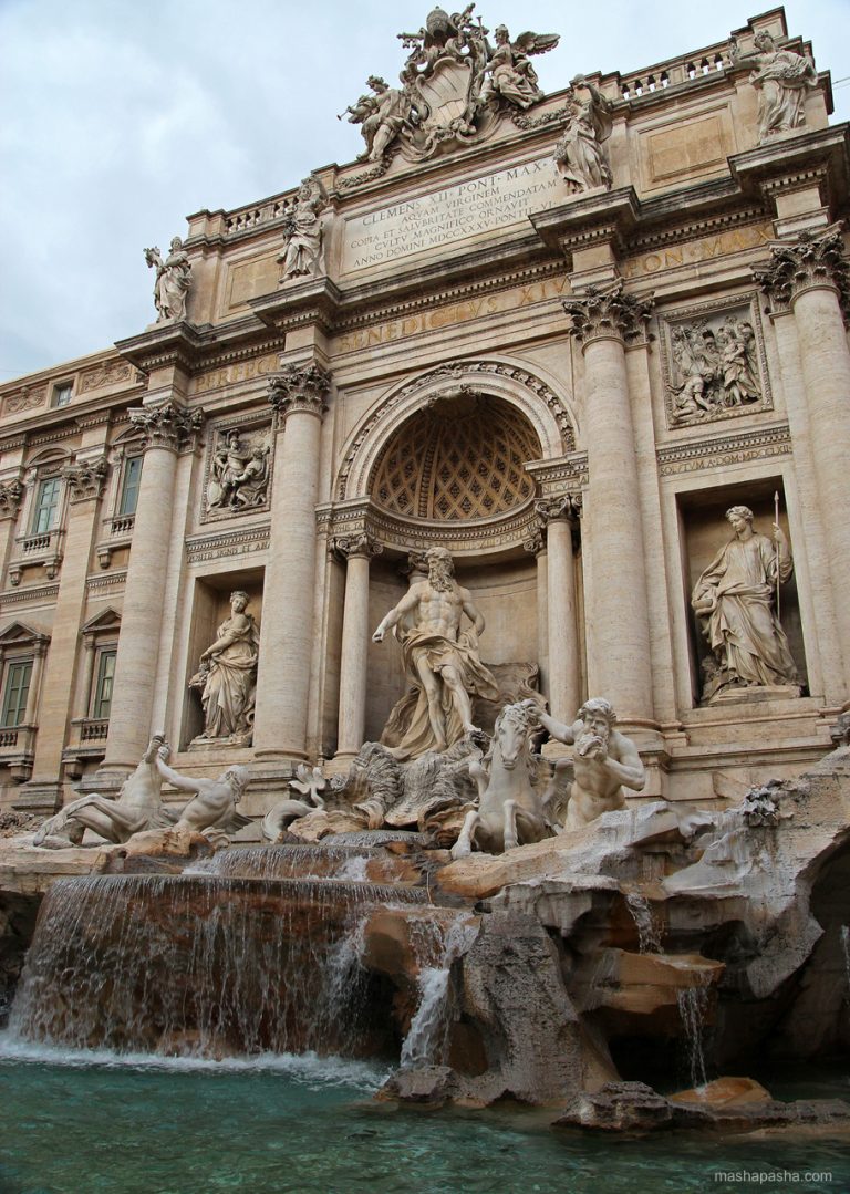 Fountain di Trevi, Rome, Italy