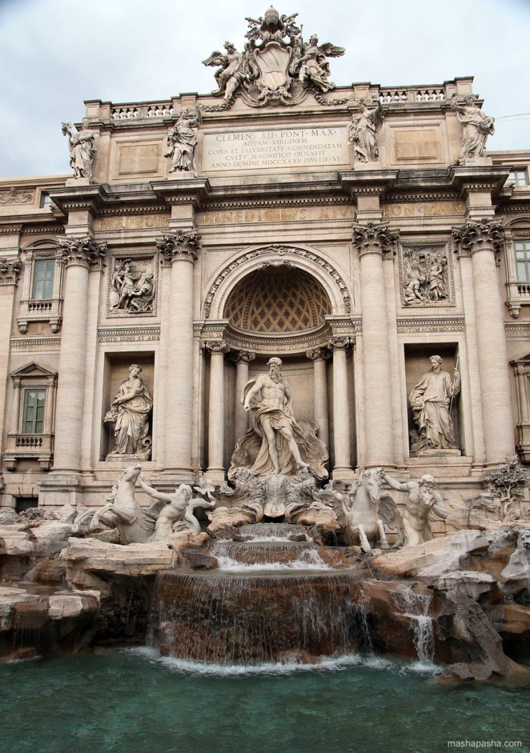 Fountain di Trevi, Rome, Italy
