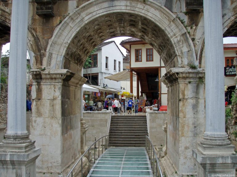 Hadrian’s Gate, Antalya