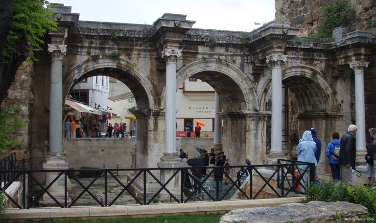 Hadrian’s Gate, Antalya