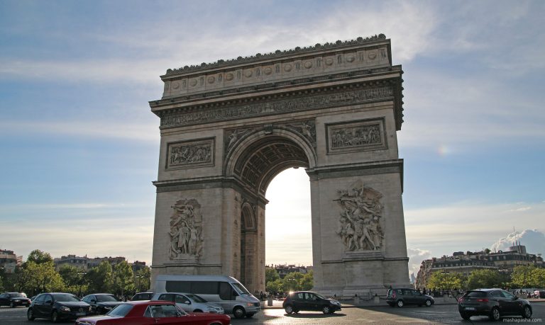 Arc de Triomphe / Paris, France