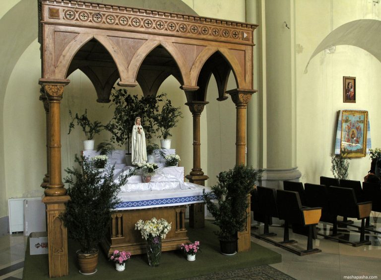Chiesa delle Sante Olha ed Elisabetta, Lviv