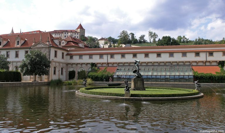 Wallenstein Garden, Prague