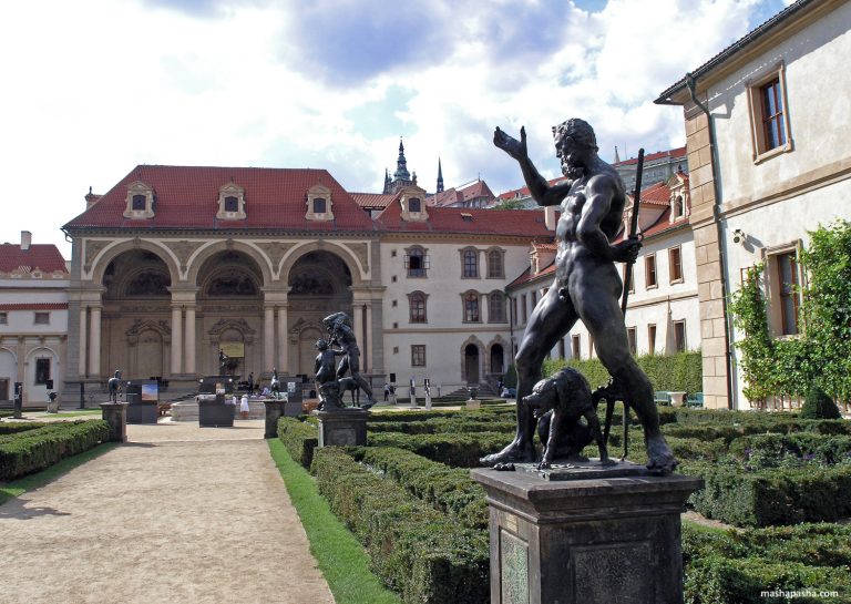 Wallenstein Garden, Prague