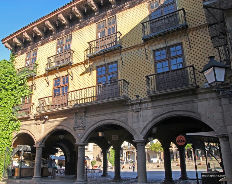 Pueblo Español – Spanish Village Museum, Barcelona