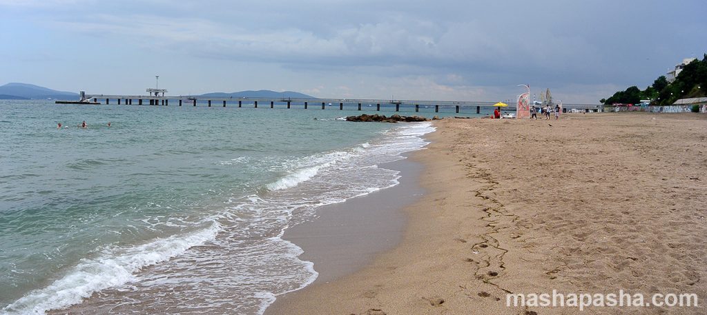The southern part of the Burgas beach. The port is visible in the distance