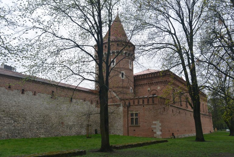Florian Gate and fortress walls, Krakow