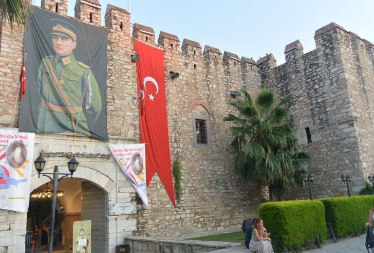 Caravansérail – Château de Kusadasi