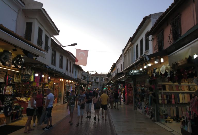 Kusadasi Center / Grand Market