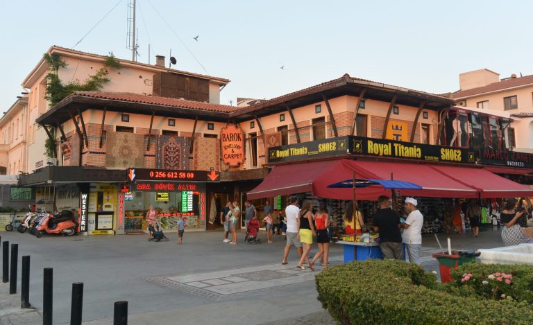 Centre de Kusadasi / Grand marché