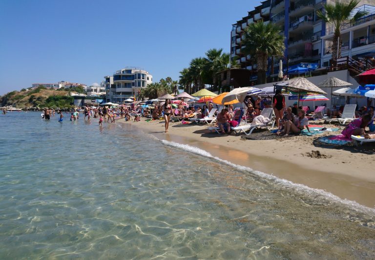 Plage réservée aux femmes à Kusadasi, en Turquie