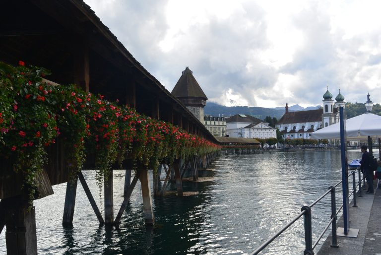Ponte Kapelbrücke di Lucerna
