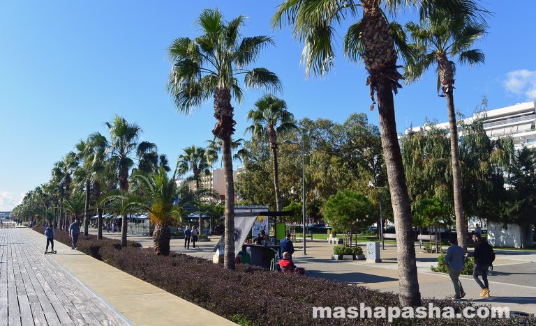 Limassol Molos Promenade
