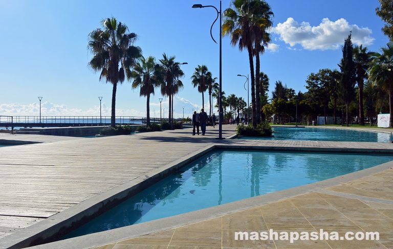 Limassol Molos Promenade