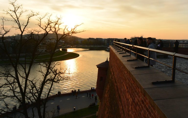 Krakow Vistula promenade