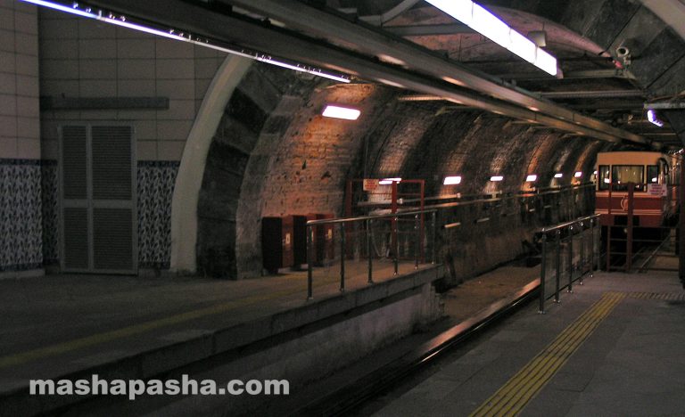 Tünel funicular, Istanbul