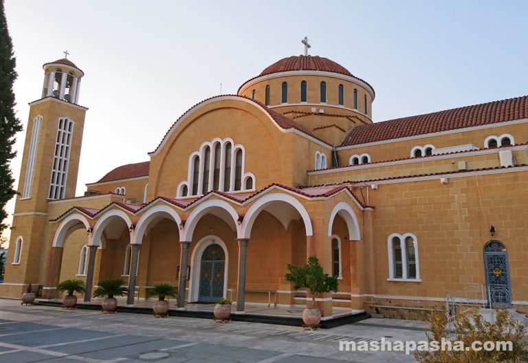 The new church of St George — Paralimni city center, Cyprus
