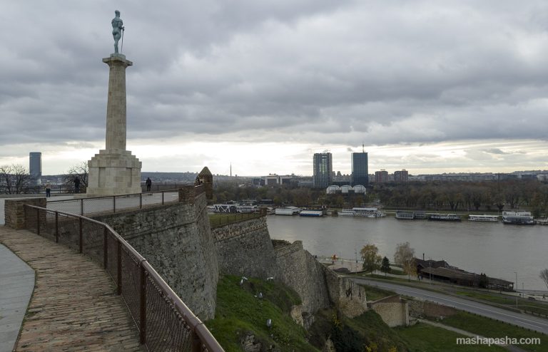 Observation deck overlooking the Danube and Sava — Belgrade Fortress
