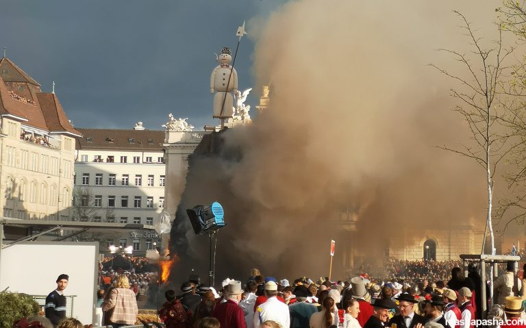The culmination of the holiday is the burning of the effigy — Sechseläuten Carnival, Zürich, Switzerland