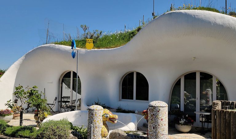 Case-grotta Hobbit, Dietikon