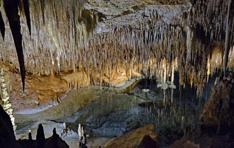 Cuevas del Drach, Majorca, Spain