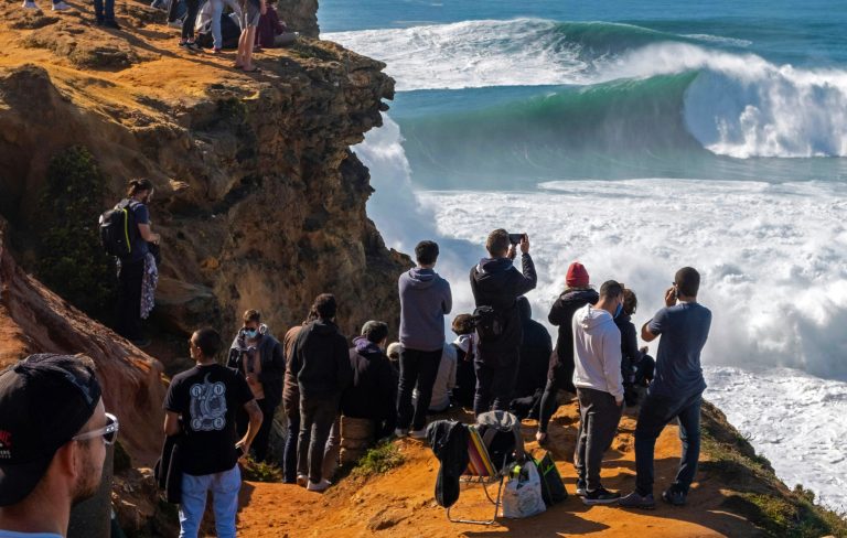 Praia Do Norte, giant waves in Nazaré, Portugal