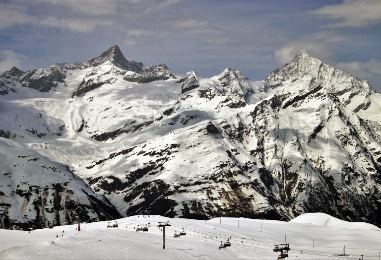 Stazione di Zermatt / Vallese, Svizzera