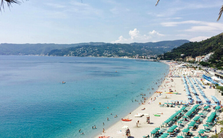 Spotorno – Bergeggi beach, Liguria, Italia