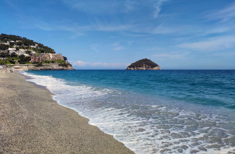 Spotorno – Bergeggi beach, Liguria, Italia