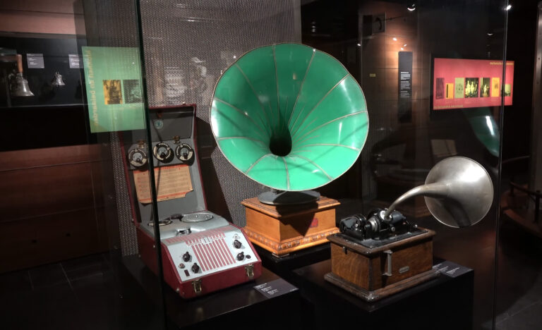 Museo degli strumenti musicali, Bruxelles, Belgio