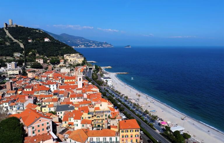 Noli beach / Spiaggia dei Pescatori, Liguria, Italy