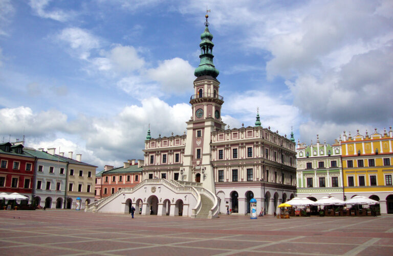 Grande mercato e municipio di Zamość, Polonia