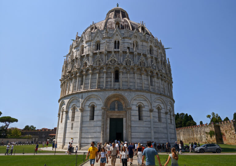 Pisa Leaning Tower and Cathedral, Piazza dei Miracoli, Italy
