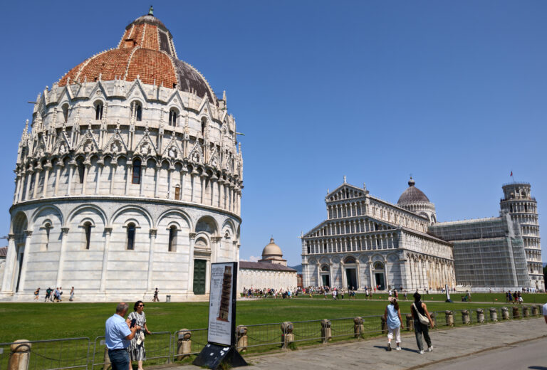Pisa Leaning Tower and Cathedral, Piazza dei Miracoli, Italy