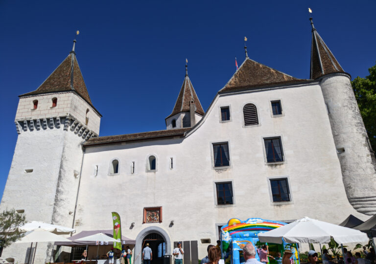 Castello e centro storico di Nyon, Svizzera