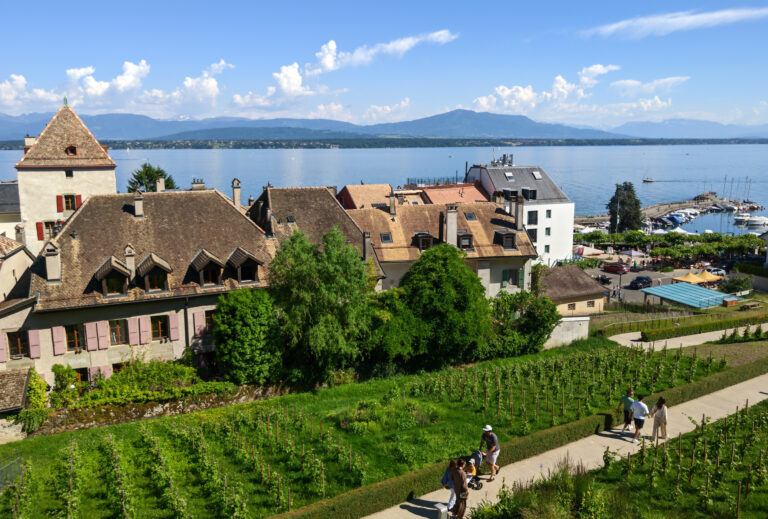 Castello e centro storico di Nyon, Svizzera