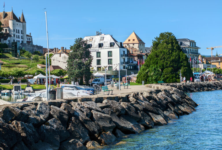 Castello e centro storico di Nyon, Svizzera