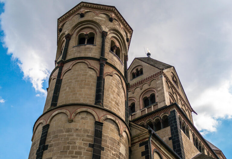 Abadía de Maria Laach, Glees, Renania-Palatinado, Alemania
