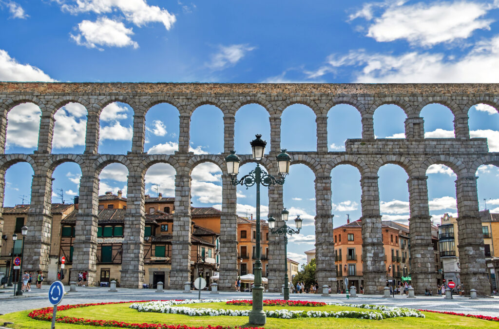 Acueducto romano de Segovia, España