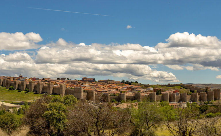 Casco antiguo y murallas de Ávila, España