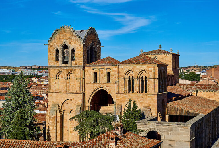 Casco antiguo y murallas de Ávila, España