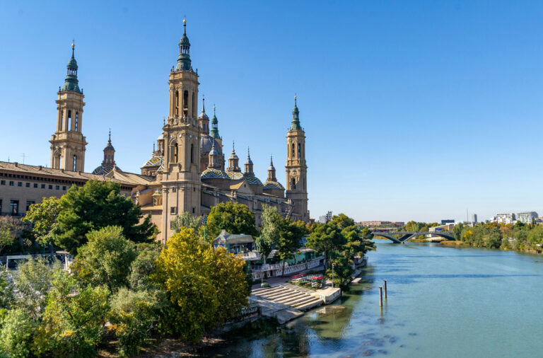 Basílica de Nuestra Señora del Pilar, Zaragoza, España