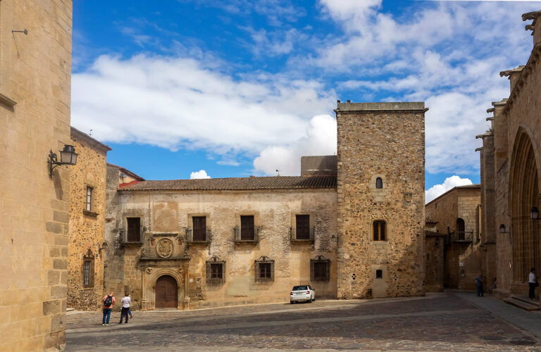 Casco antiguo de Cáceres, España
