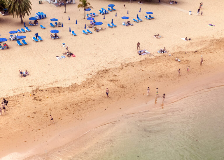 Playa de Las Teresitas, Santa Cruz de Tenerife, España