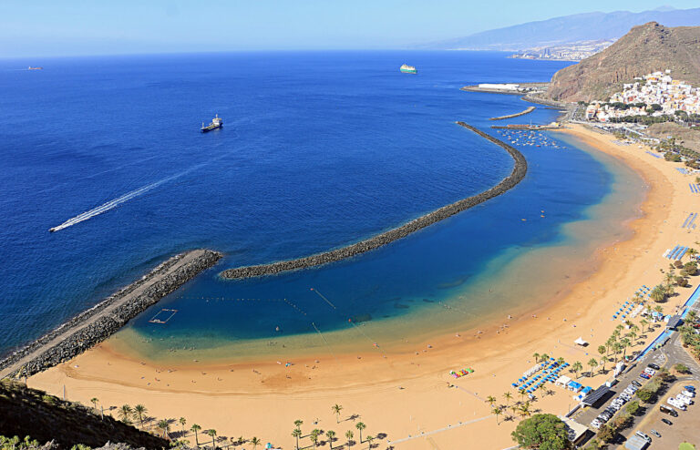 Playa de Las Teresitas, Santa Cruz de Tenerife, España